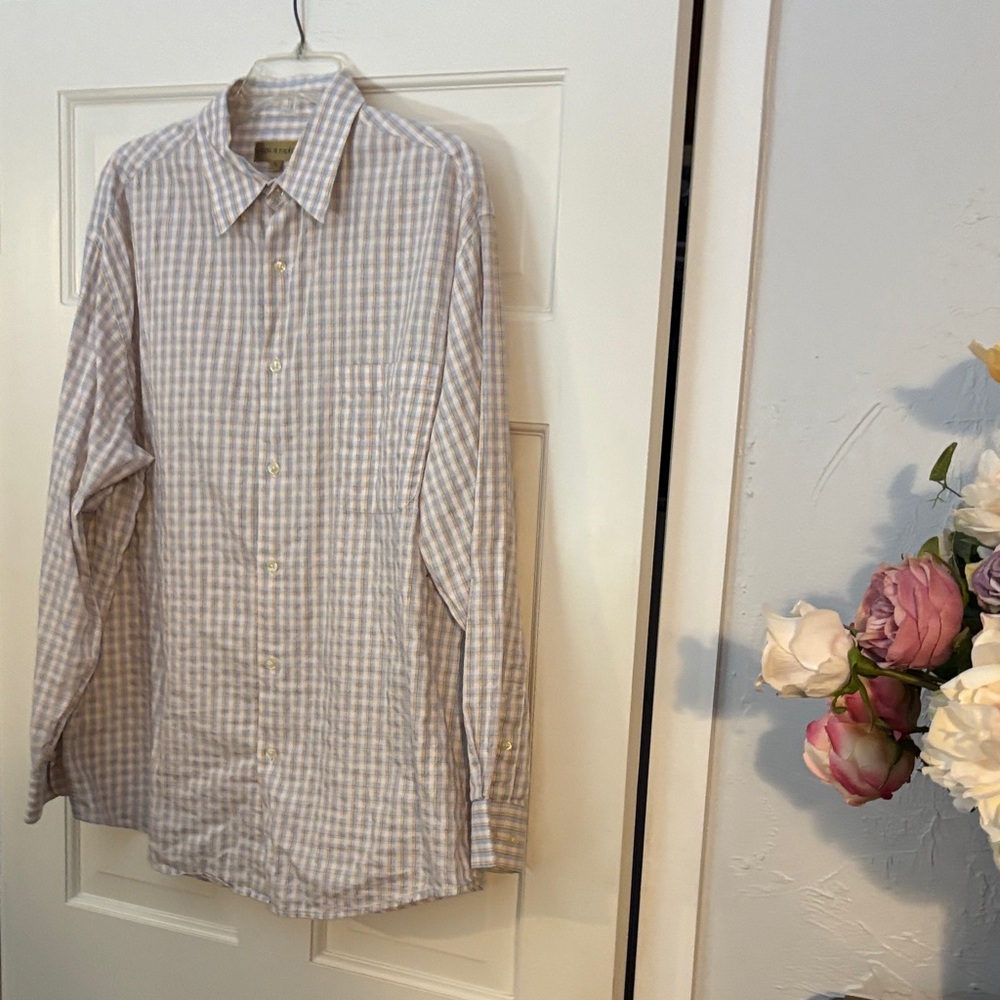 Men's Casual Button Down Shirt - Gray Checkered